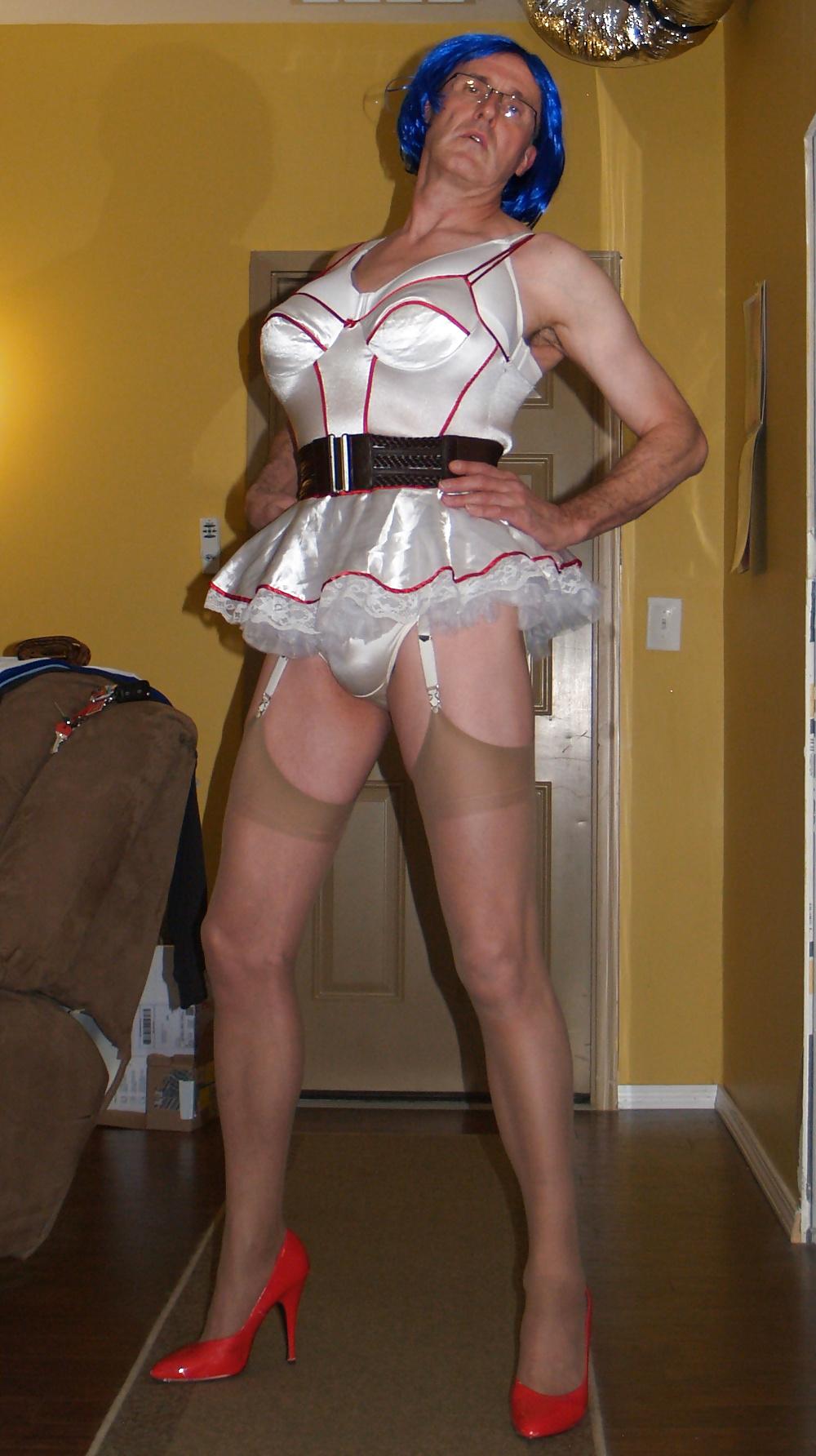 25P 20131112 Nurse outfit