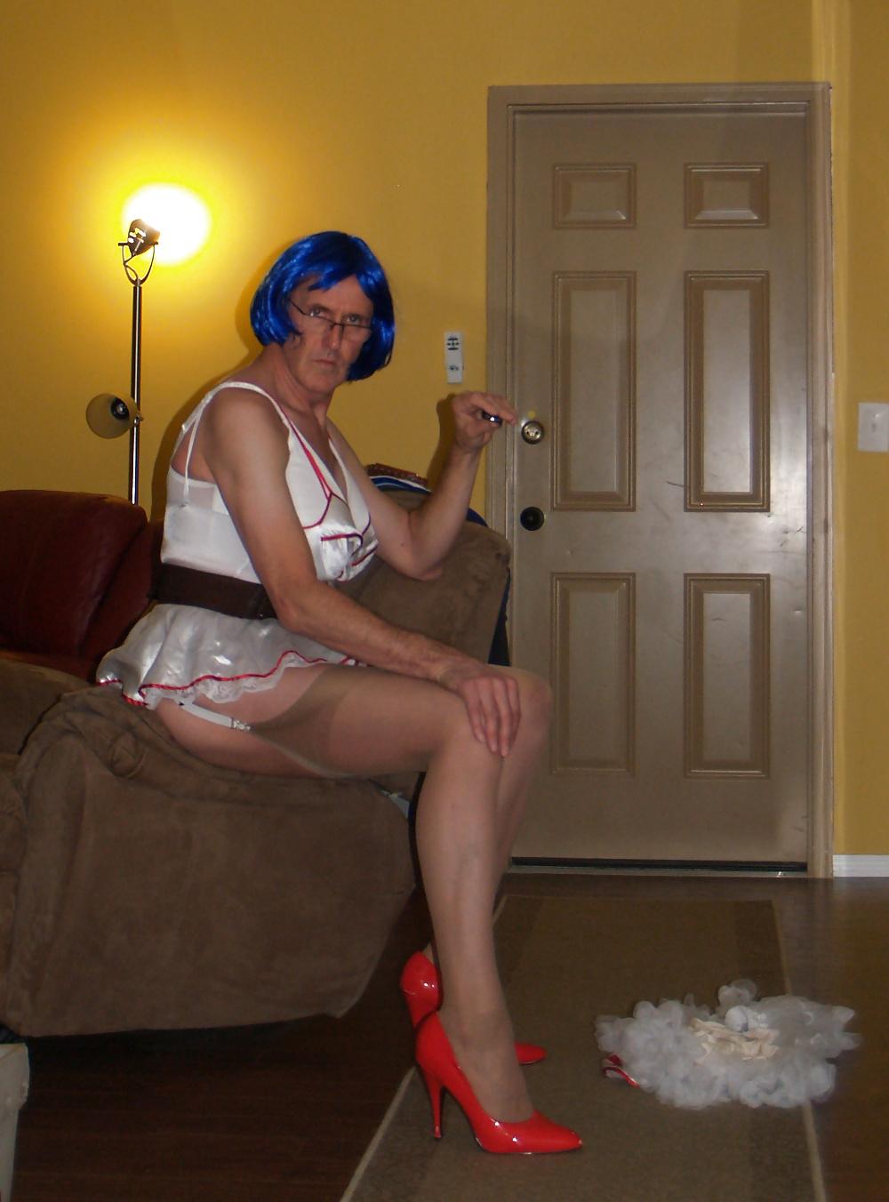 25P 20131112 Nurse outfit