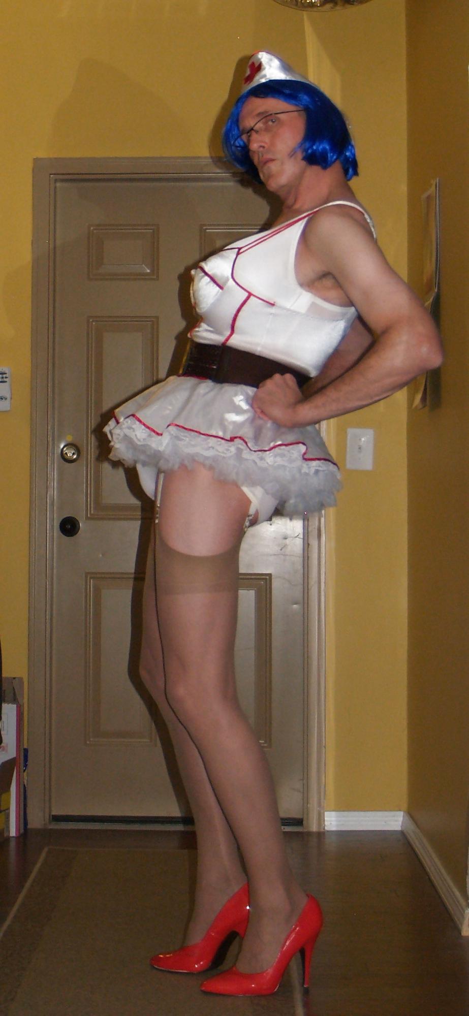 25P 20131112 Nurse outfit