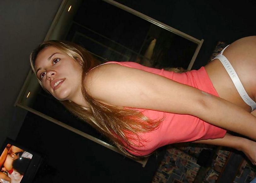 18P Latina sexy amateur hermosa
