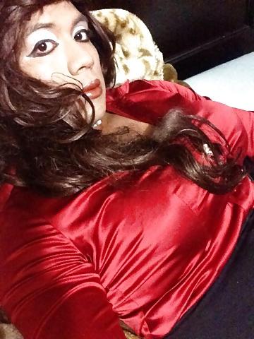 9P Lexi and her satin