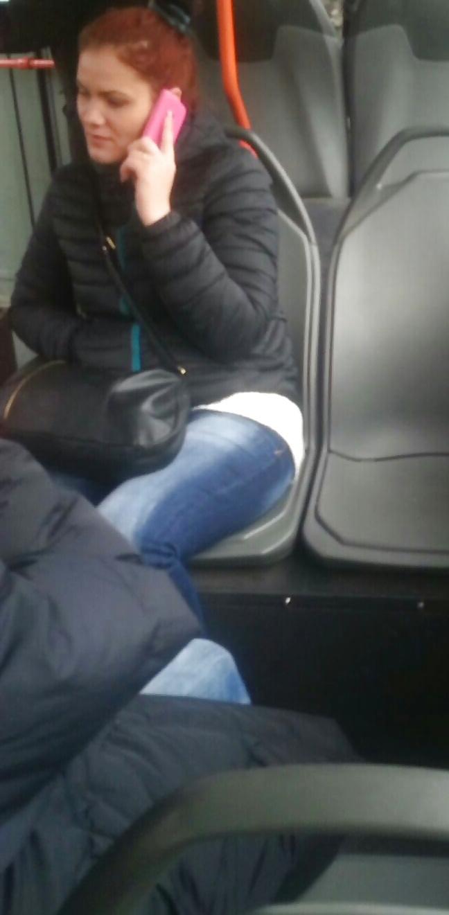 20P Spy sexy teens in bus romanian
