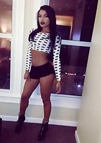 15P Very hot latina babe