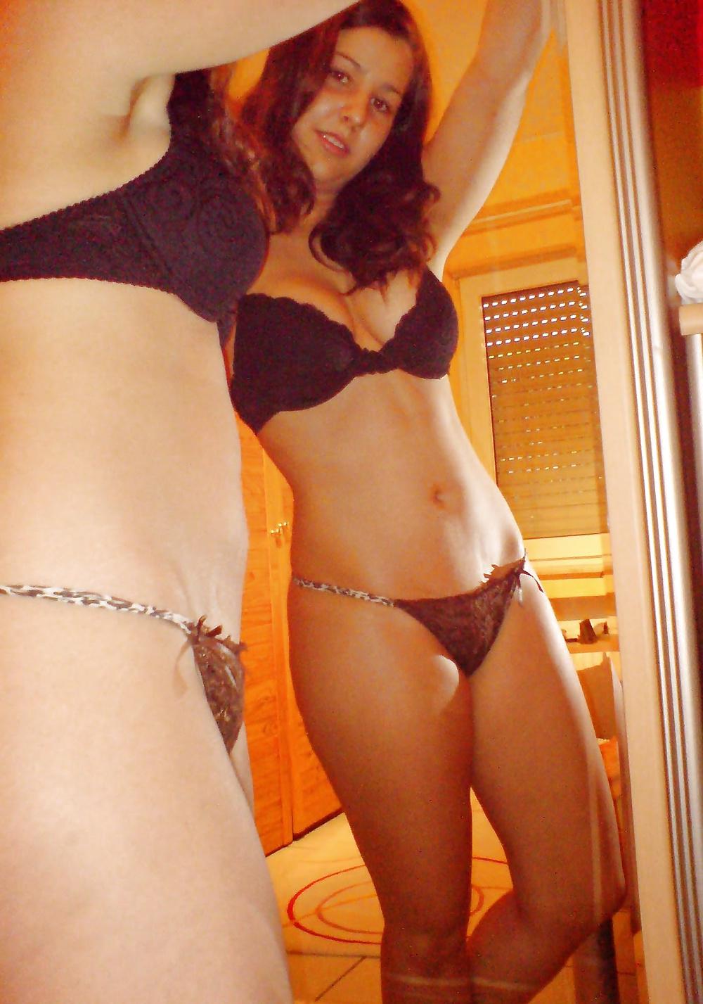 21P Sexy Latina