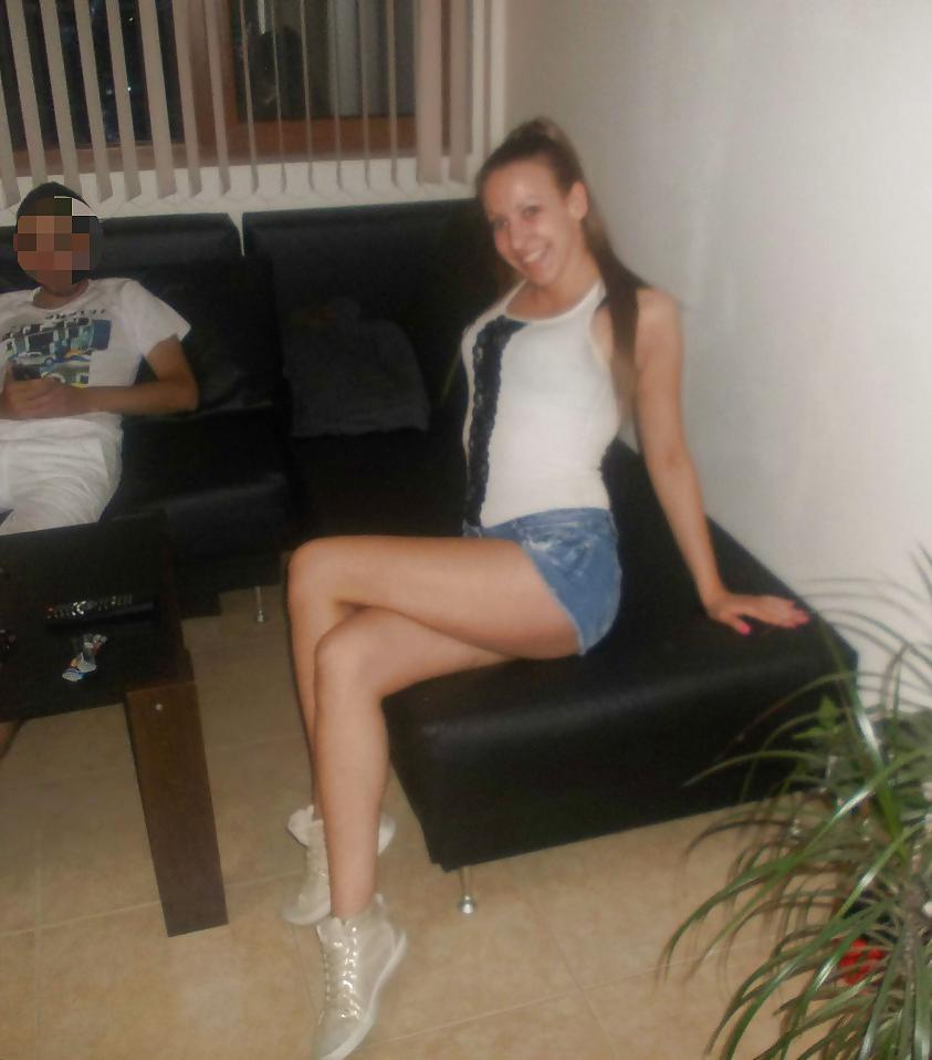 25P Bulgarian  chick