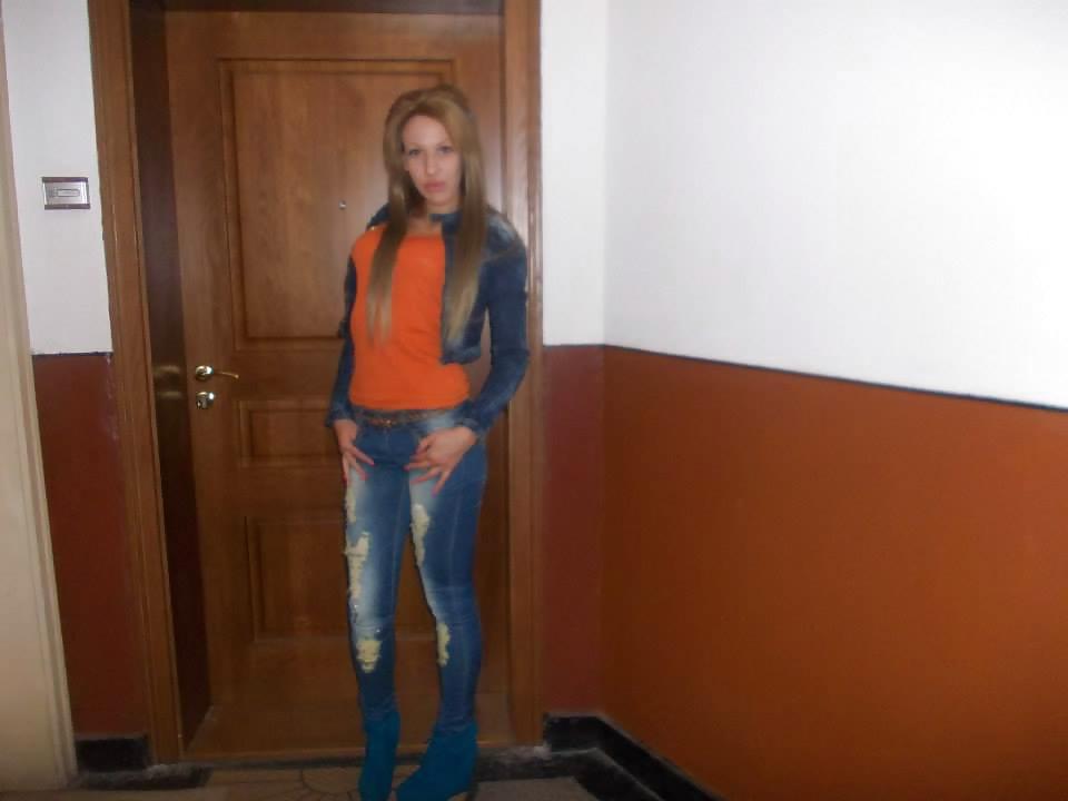 25P Bulgarian  chick