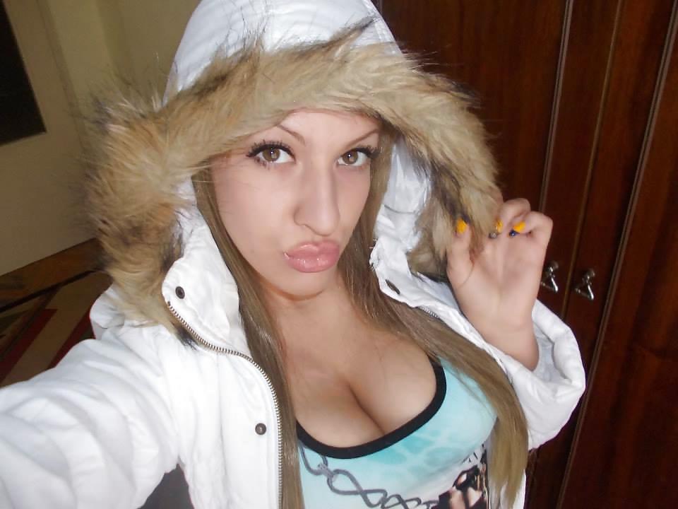 25P Bulgarian  chick