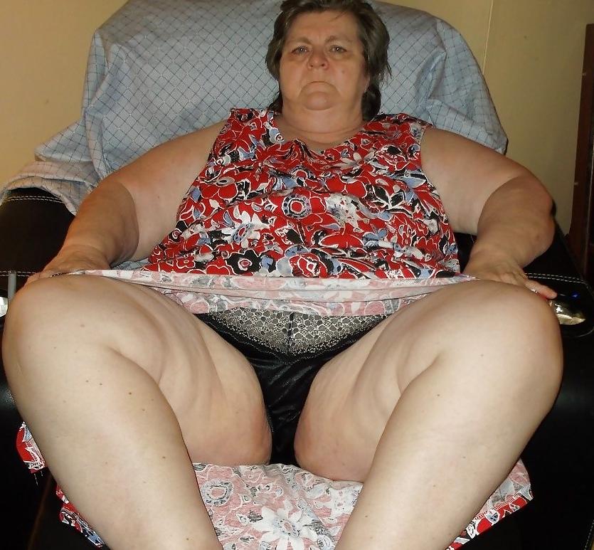 24P Divers mamies 5