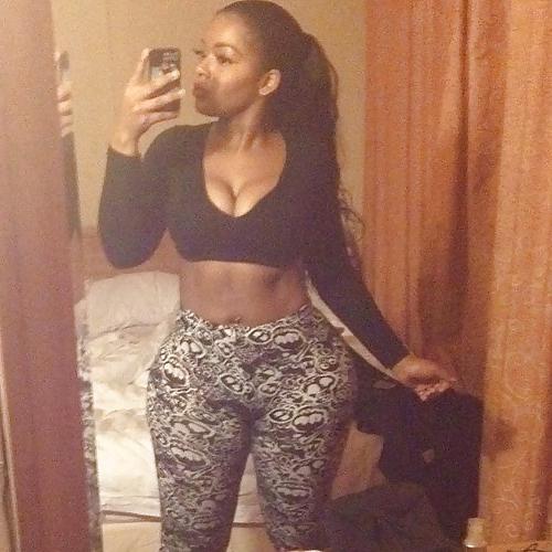 25P Hot Black Out Fit.