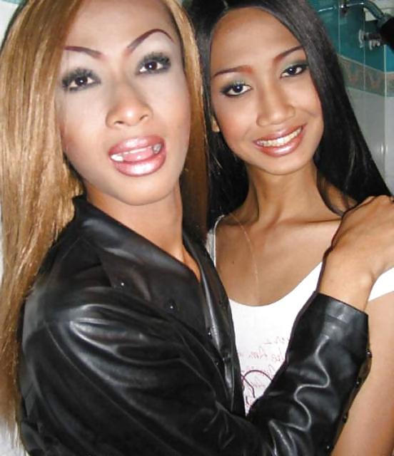 25P Ladyboy Lesbian Sex
