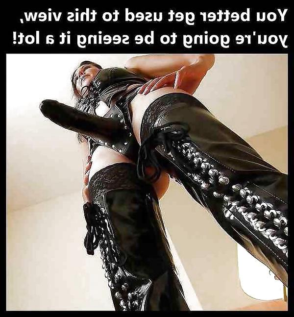 25P Femdom strapon