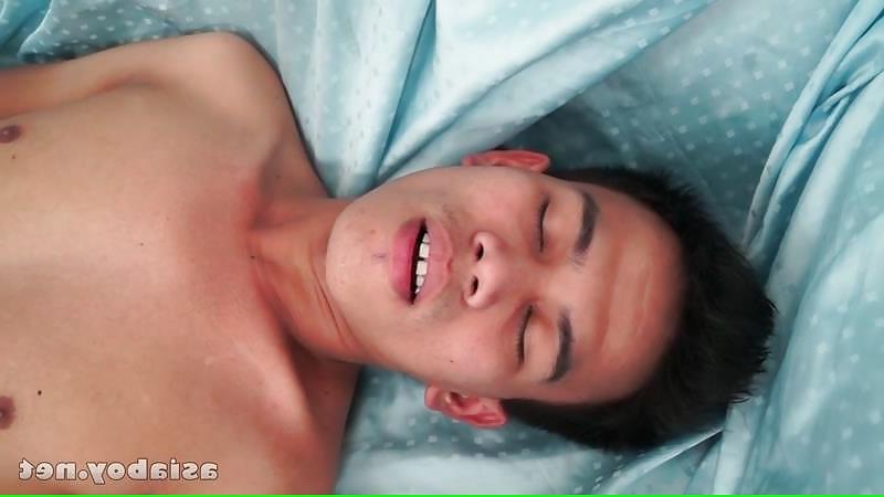25P Teen twinks first time