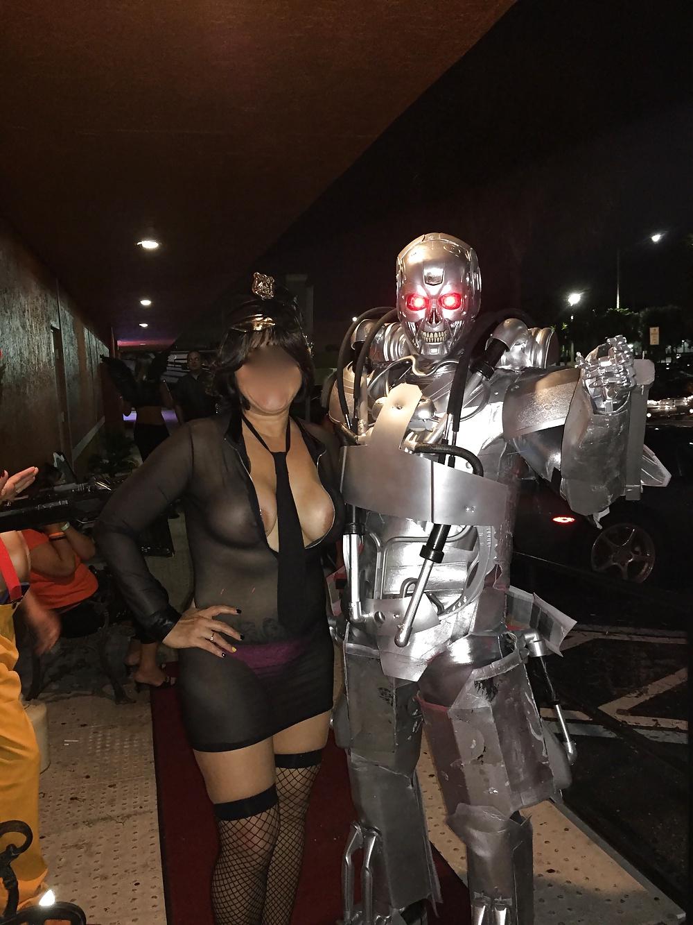 4P At the club for Halloween 2014