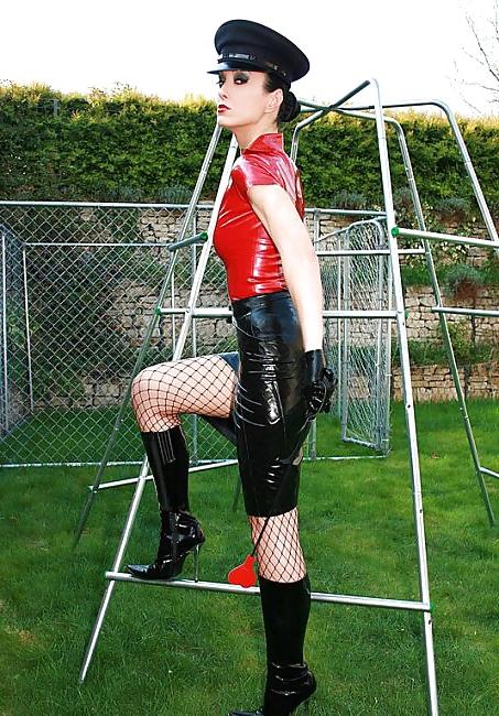25P FemDom Divas