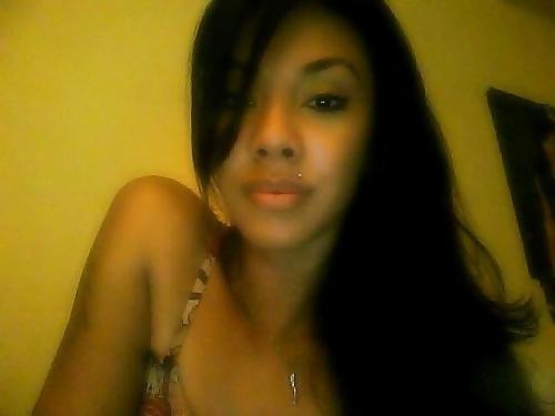 25P Sexy latina stripper