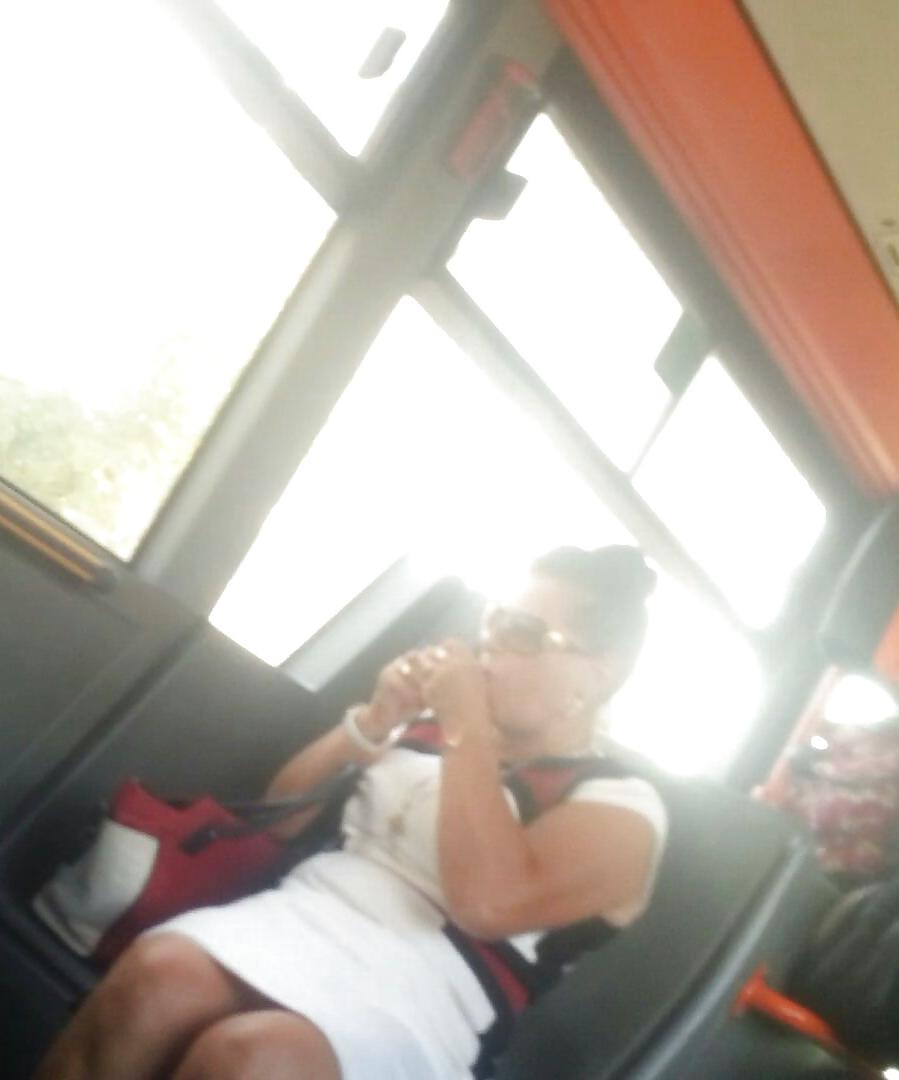 25P Spy sexy old + young ass and face in bus romanian