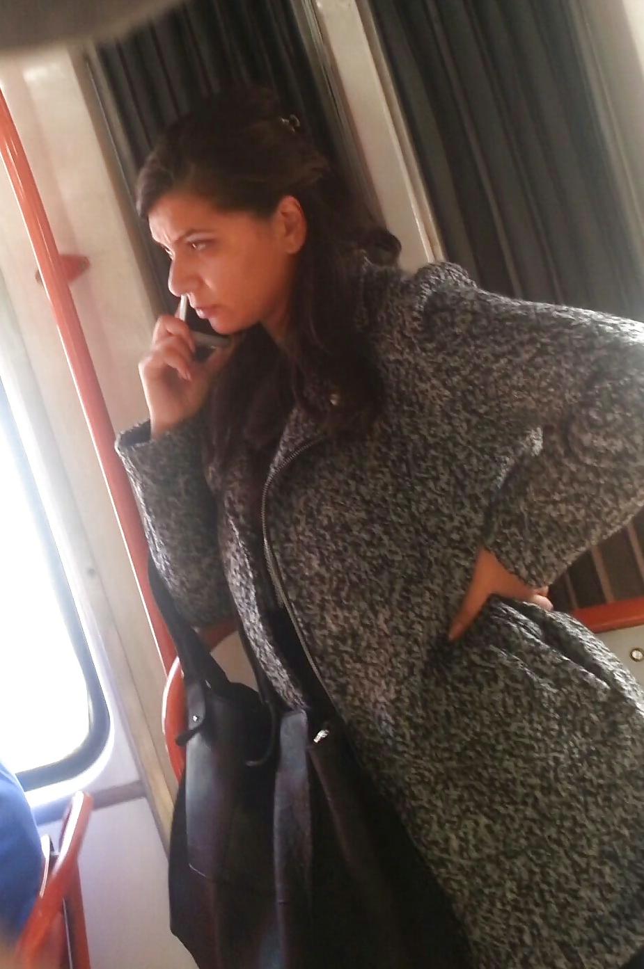 25P Spy sexy old + young ass and face in bus romanian