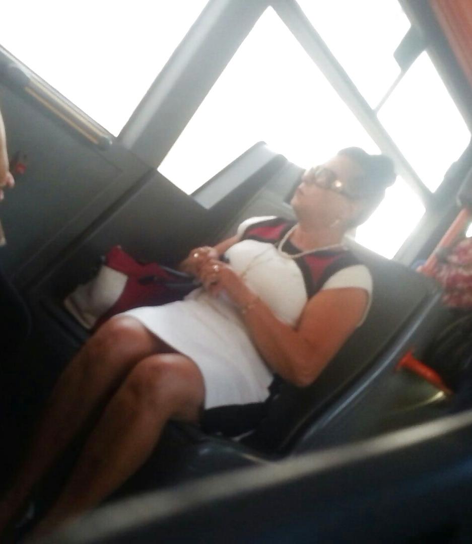 25P Spy sexy old + young ass and face in bus romanian