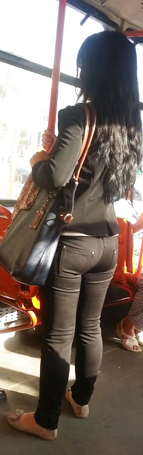 25P Spy sexy old + young ass and face in bus romanian