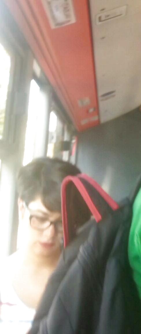 25P Spy sexy old + young ass and face in bus romanian
