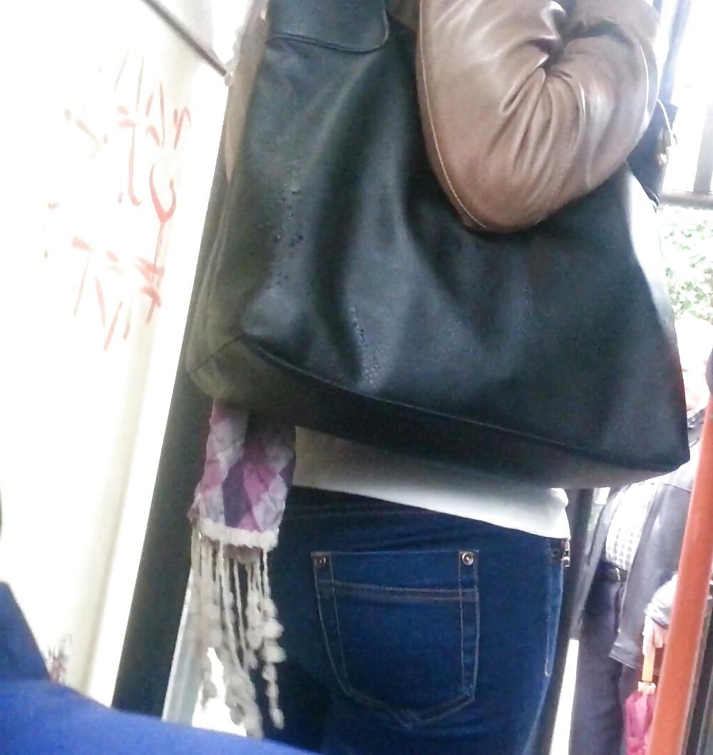 25P Spy sexy old + young ass and face in bus romanian