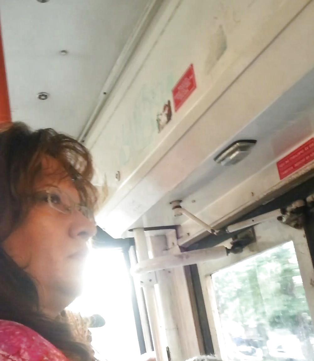 25P Spy sexy old + young ass and face in bus romanian