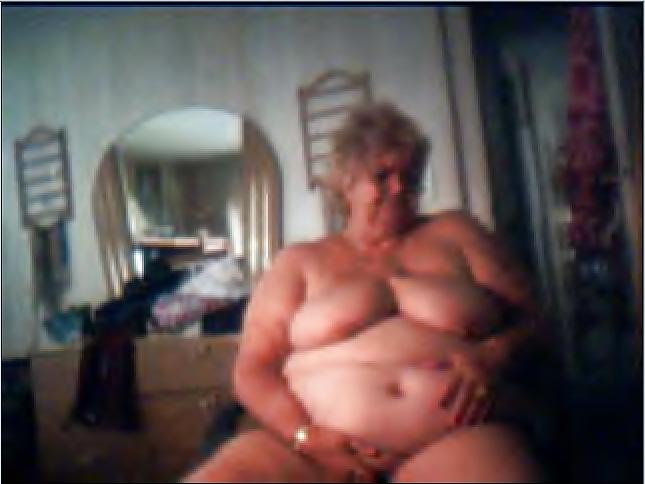 25P Webcam granny 3