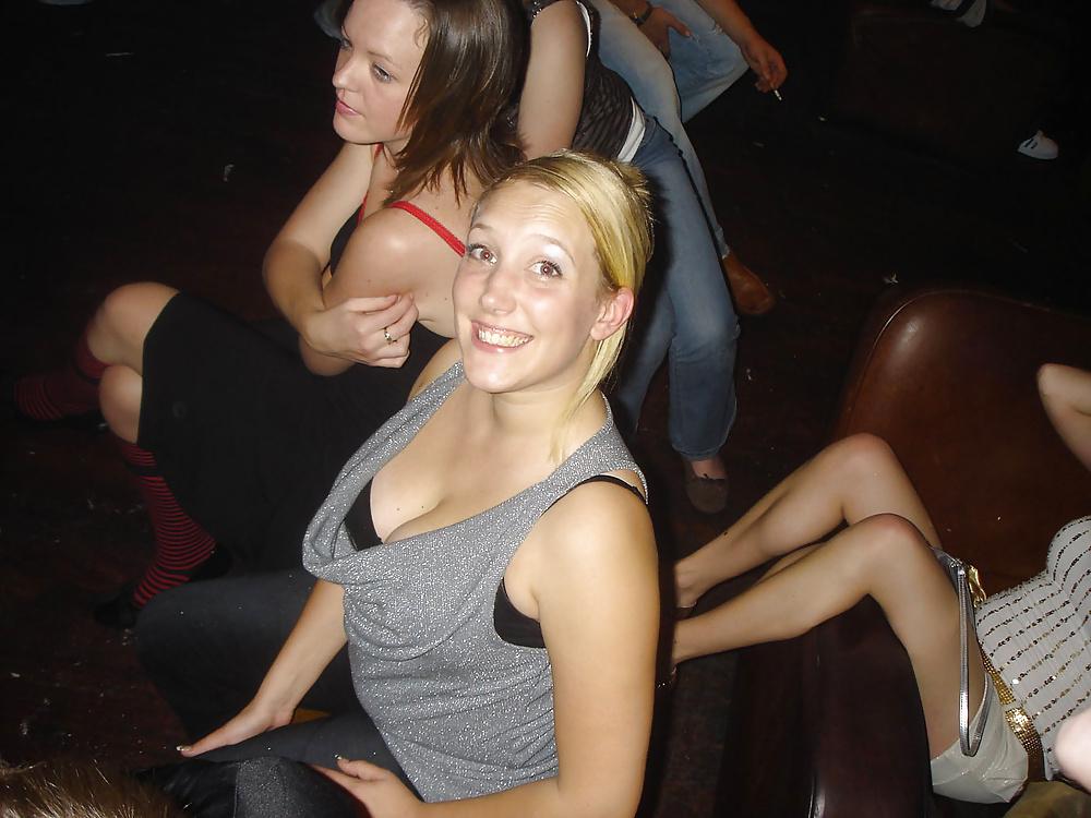 25P AT THE CLUB 2