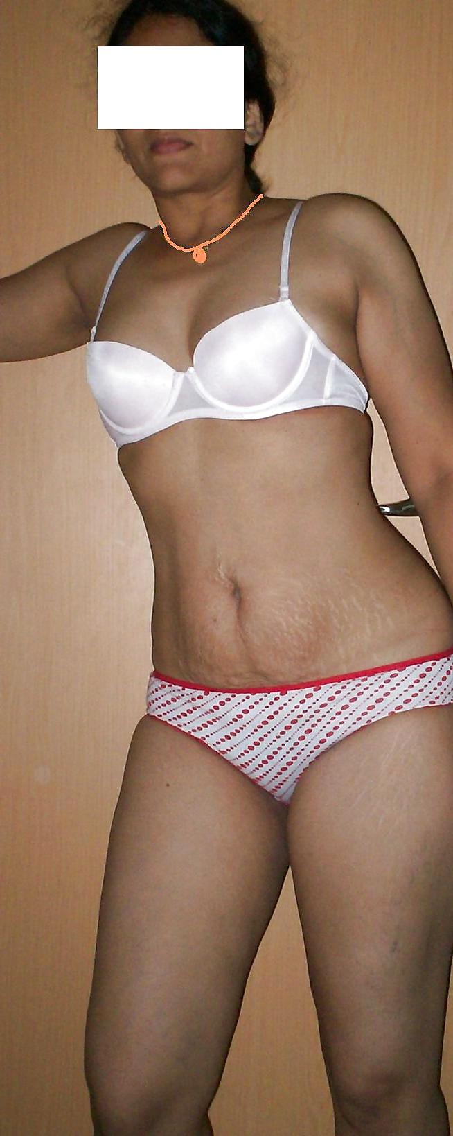 7P Wife in white