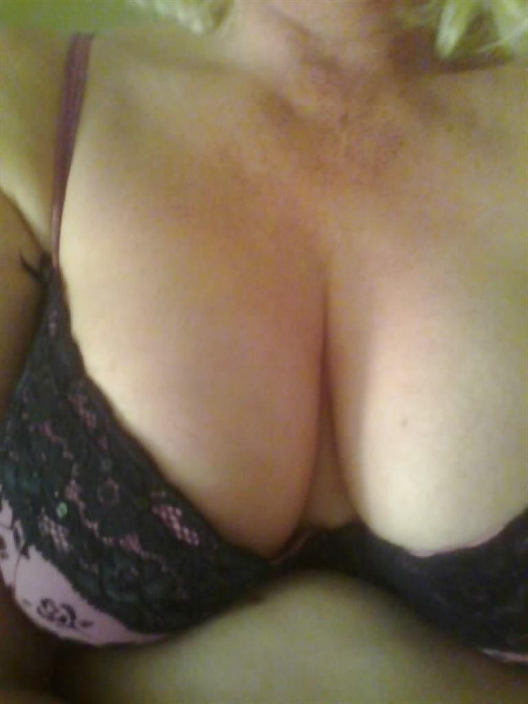 15P Fantastic Mature! (43 y.o. Nurse)