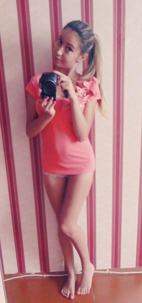 17P Russian stupid whore. Mustarbiruyte this mindless beast!