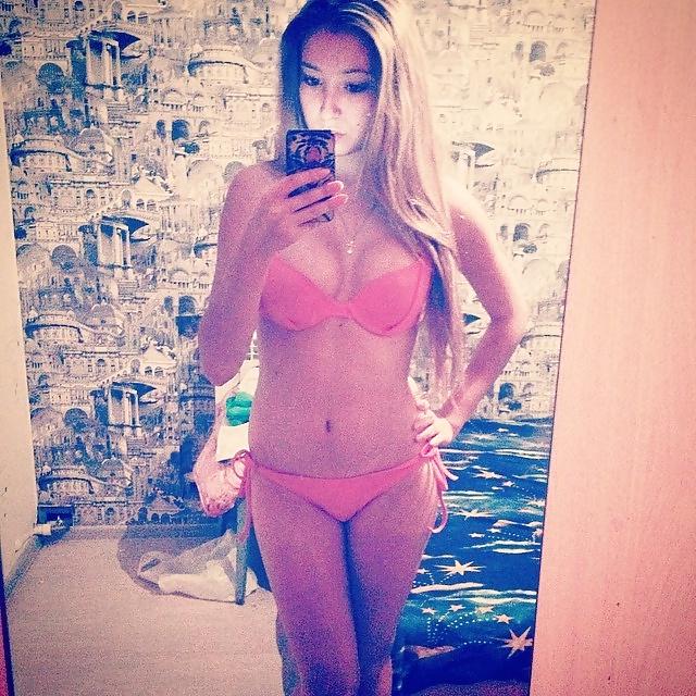 17P Russian stupid whore. Mustarbiruyte this mindless beast!