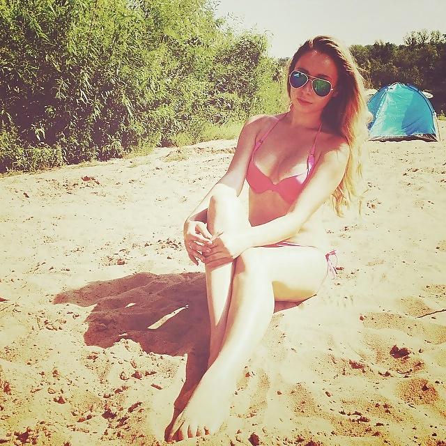 17P Russian stupid whore. Mustarbiruyte this mindless beast!