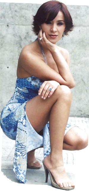 24P Latina Legs 5