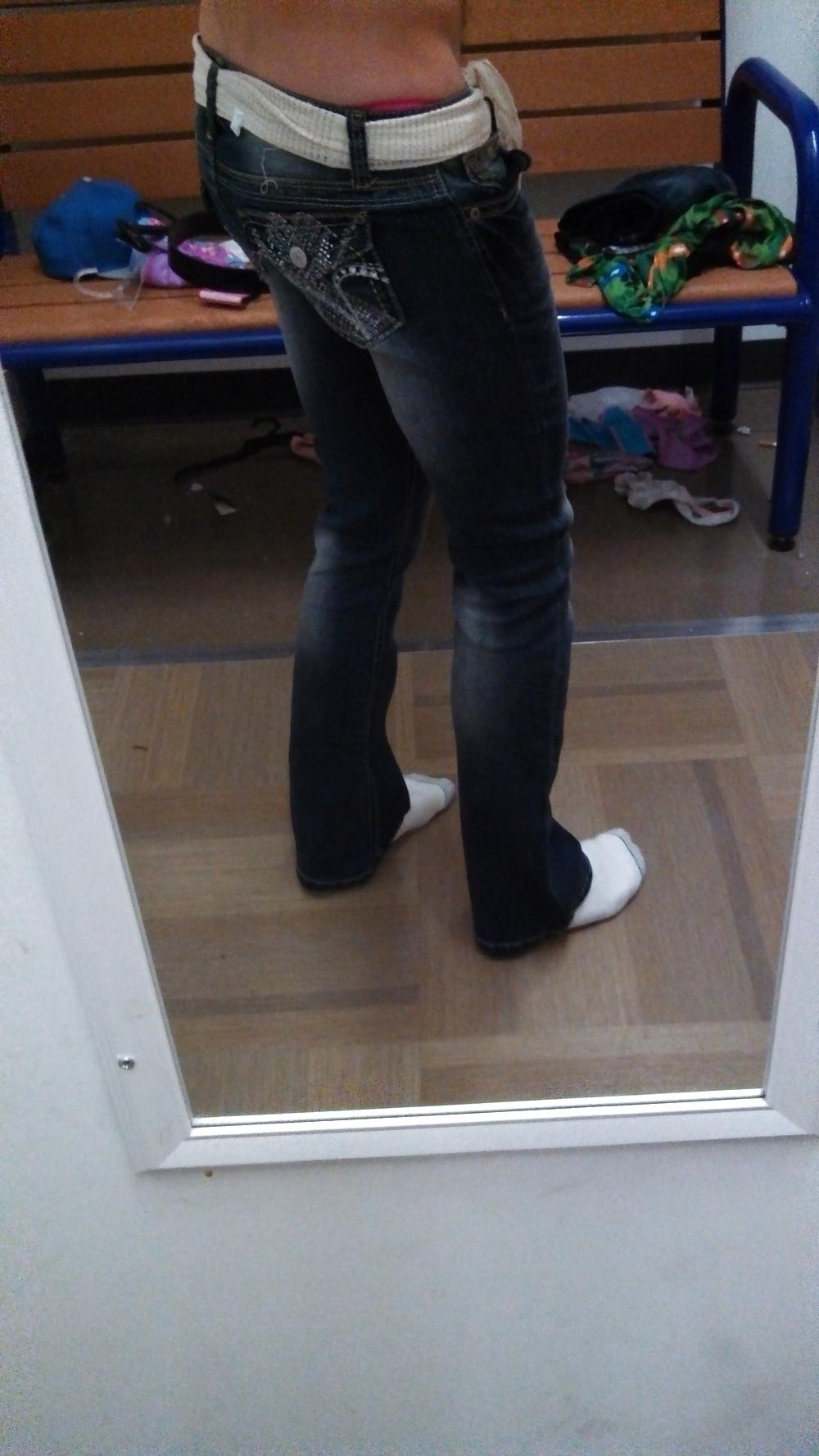16P First time trying skinny jeans!!!!