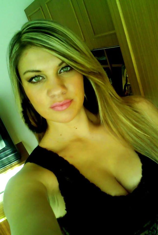 25P Sexy nurse fb babe