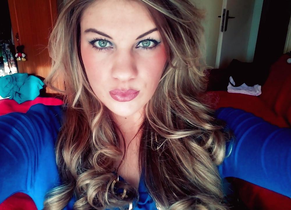 25P Sexy nurse fb babe