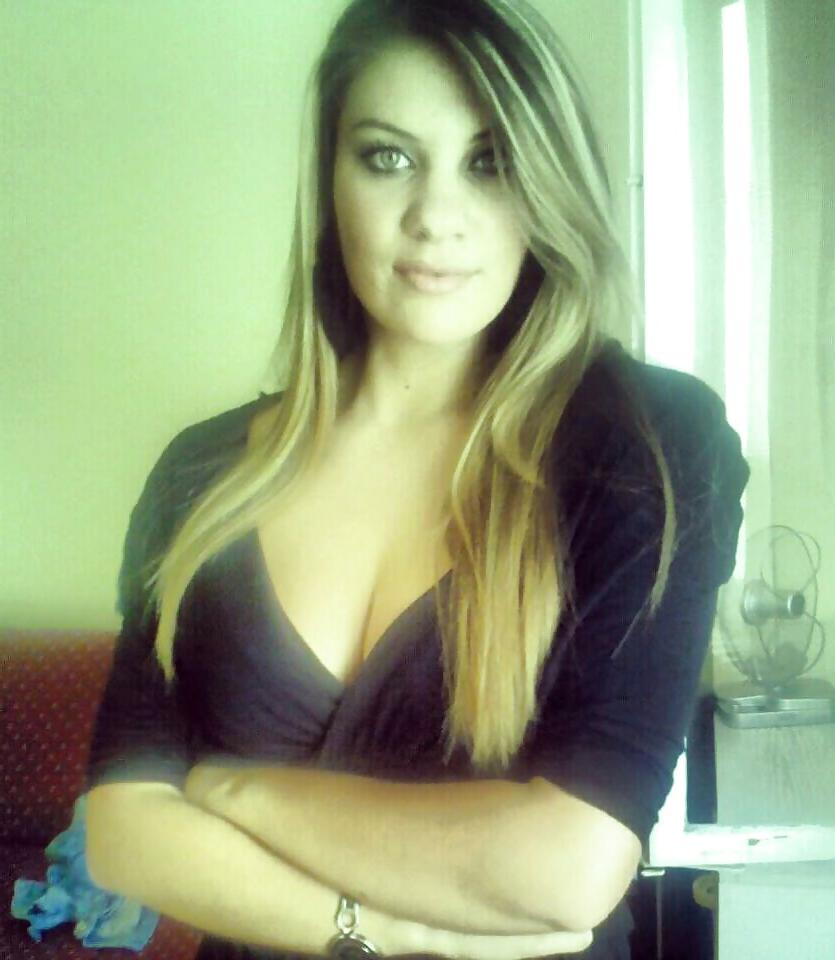 25P Sexy nurse fb babe