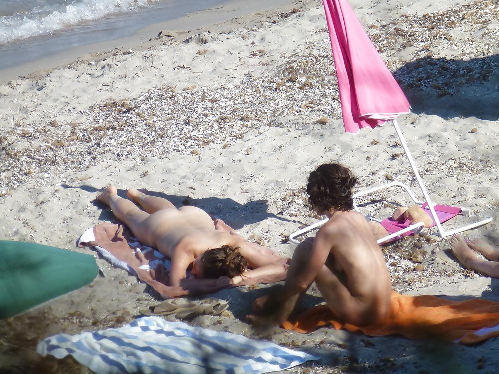 7P Nudist girl
