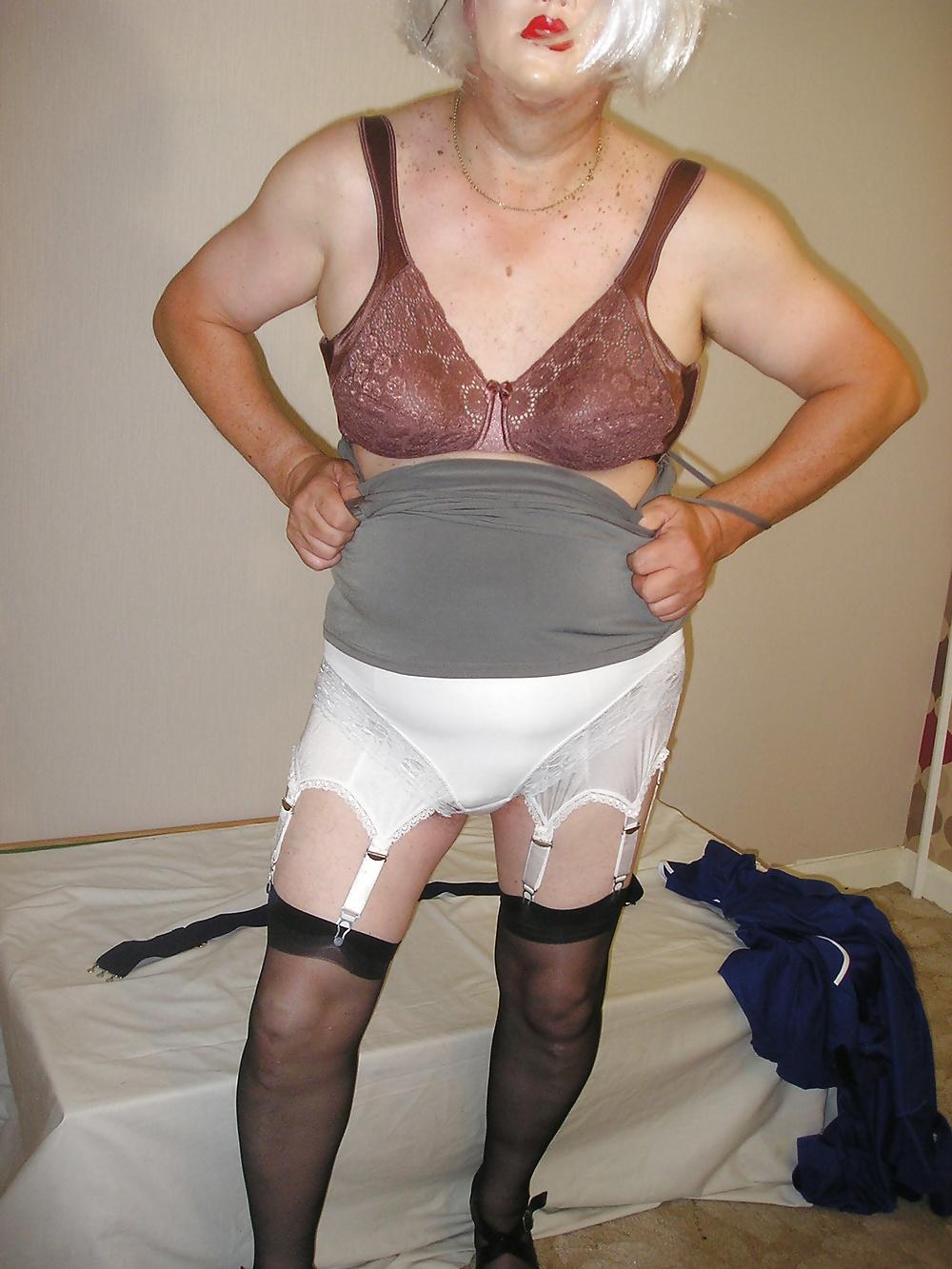 25P Carry on nurse 