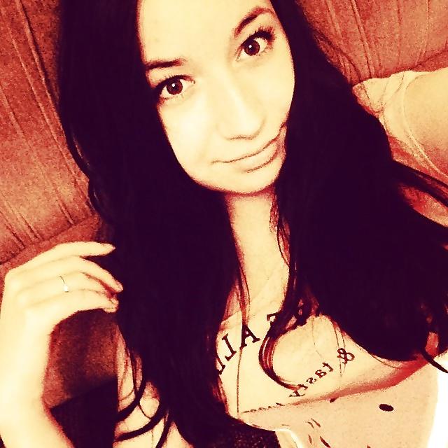25P Russian stupid whore. fucking pussy