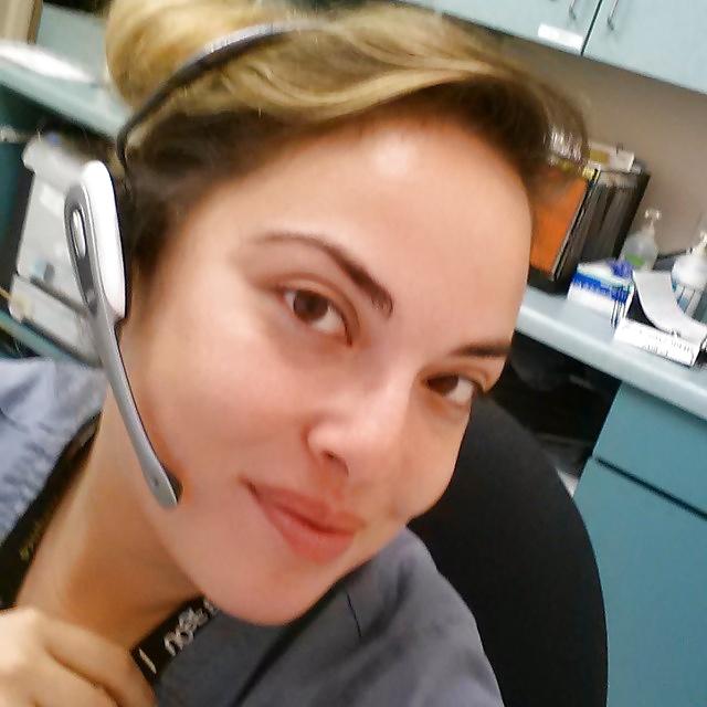 8P Hot Latina Milf