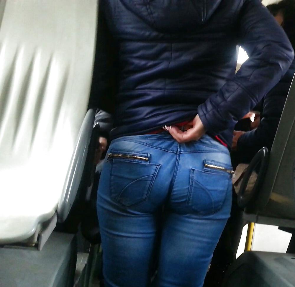 17P Spy sexy controller in bus romanian
