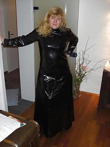 25P THATS TAKE MORE PVC,LATEX LEATHER FOTOS NOW