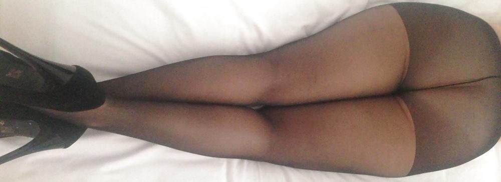 15P Wife in tights