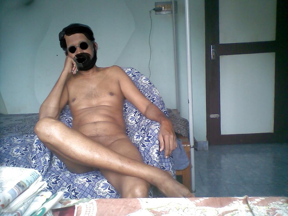 25P Nudist Mohan