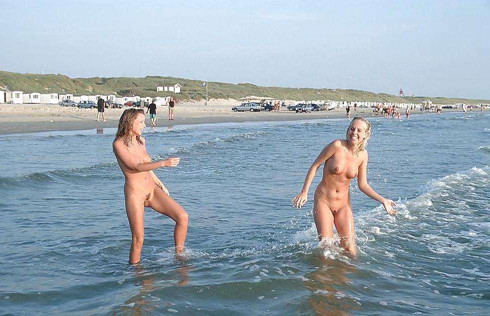 25P I'm a horny nudist