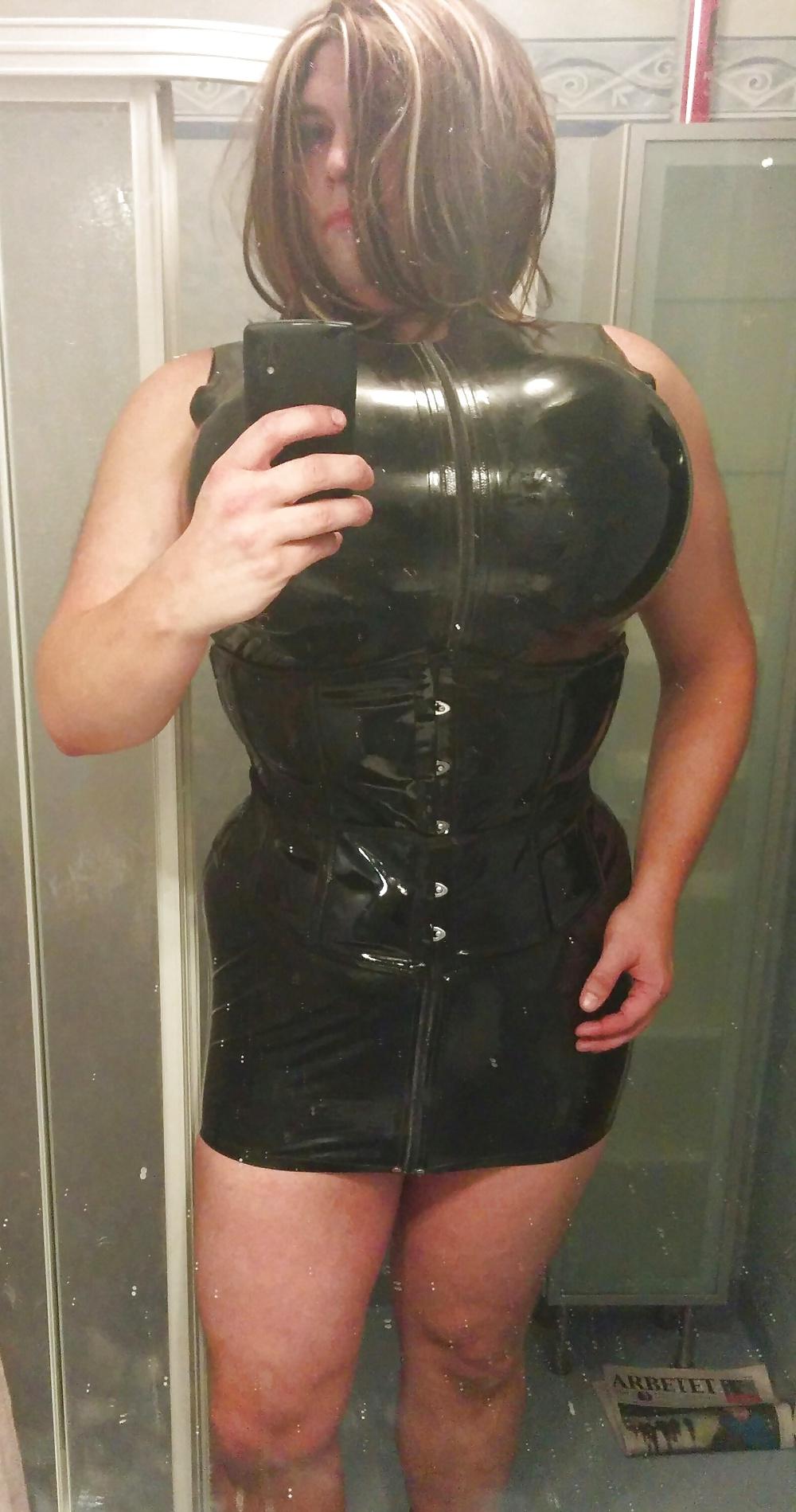 12P Jonna Latex