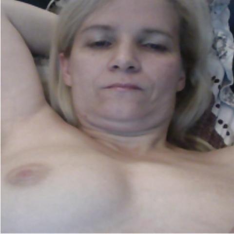 11P Tania teases before bed, HOT Russian MILF
