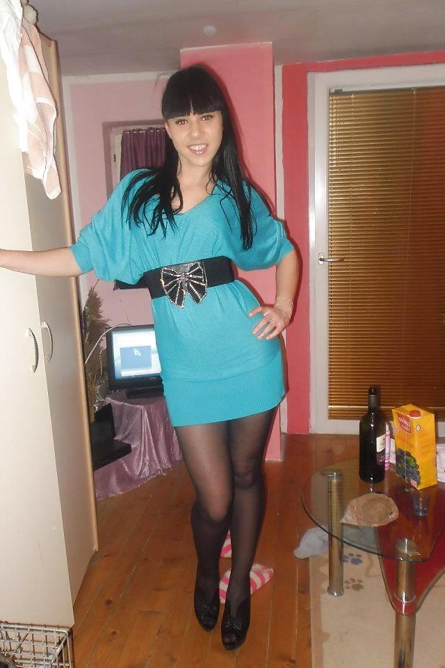 25P Nylon upskirt 42